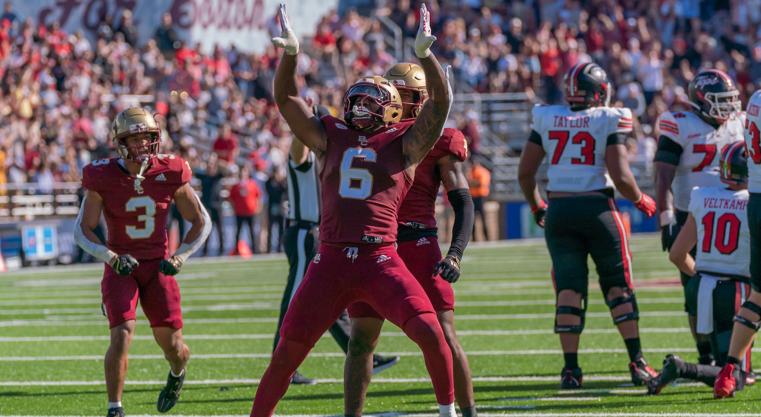 Eagles Survive Western Kentucky in James’ First BC Start — The Heights